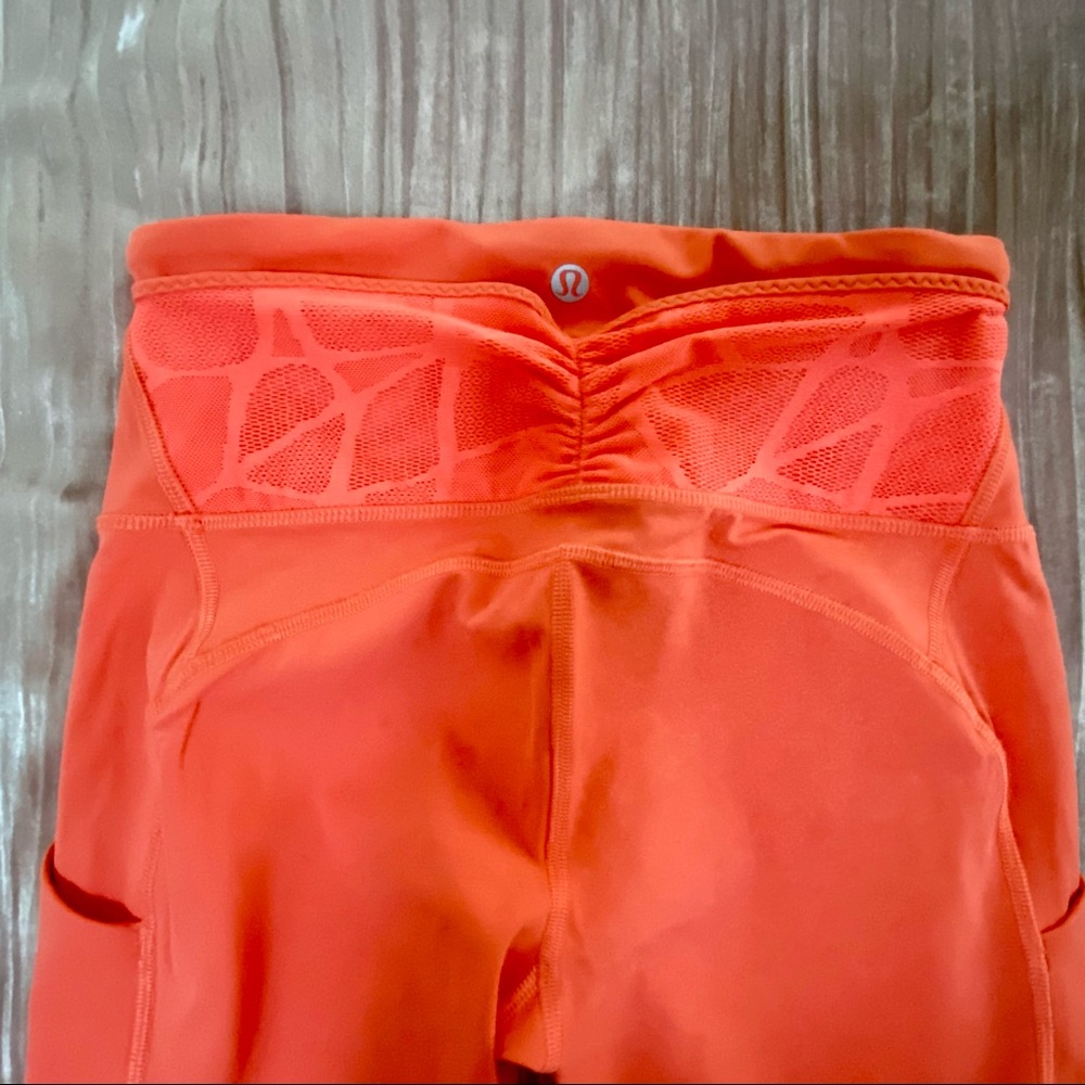 Lululemon Luxtreme crops sz 6